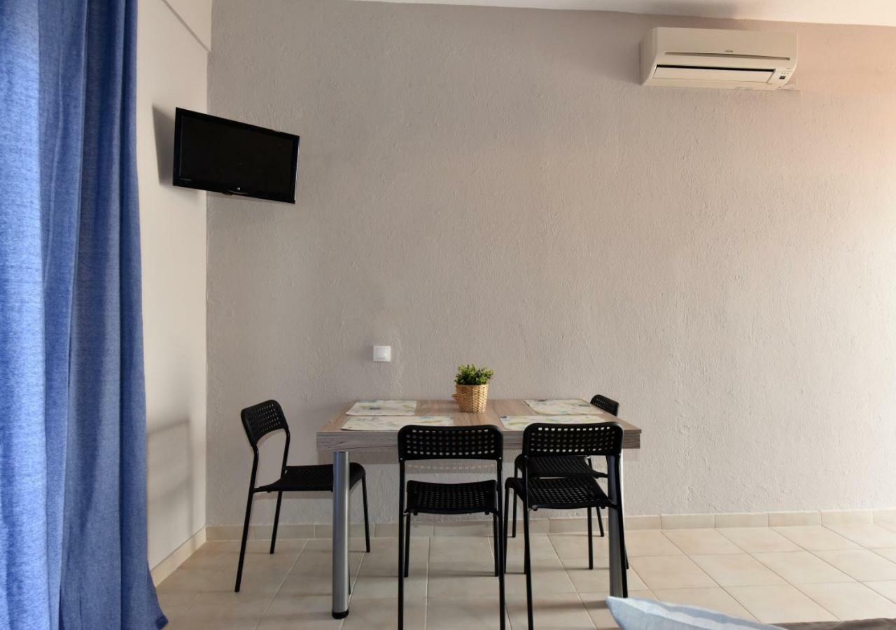 Alexandros Seaview Suites Φλογητά Εξωτερικό φωτογραφία